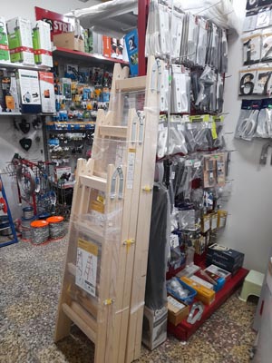 Fotografia z predajne - Železiarstvo IWON